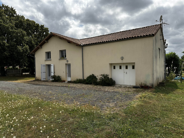Offres de location Maison Valence-en-poitou 86700