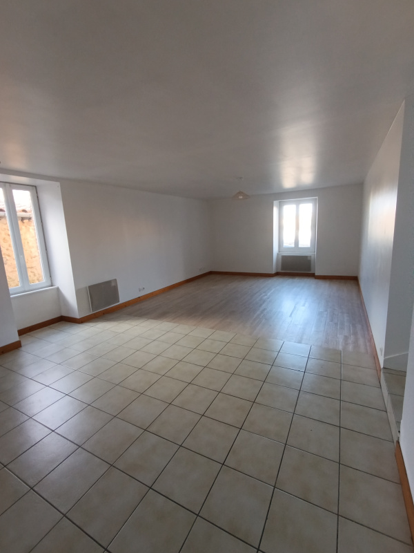 Offres de location Appartement Rouillé 86480