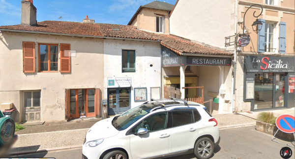 Location Immobilier Professionnel Local commercial Vivonne 86370